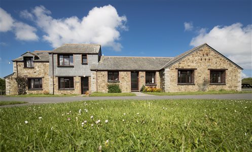 The Olde House - Farm Cottages