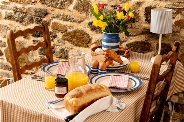 Breakfast table at Tredarrup Farm, Cornwall
