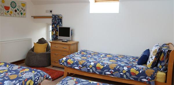 three bed room in Cornerstone