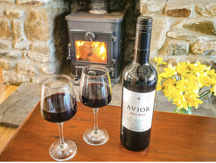 cottage_in_clyne_farm_with_fireplace