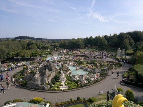 child friendly farm stay legoland windsor