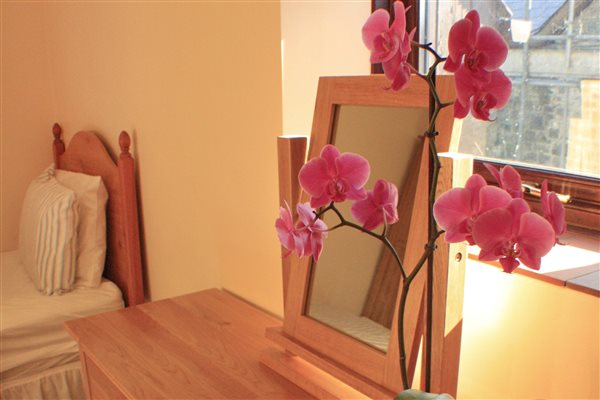 Tower Cottage - Dressing Table