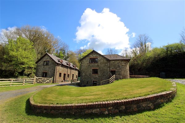Barn & Mill Stone Cottages