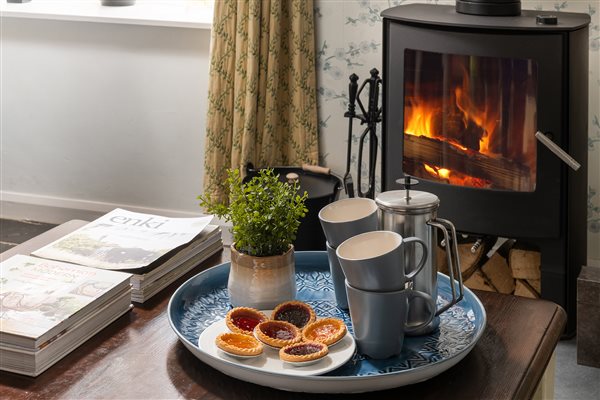 aylesbury cottage coffee time log burner
