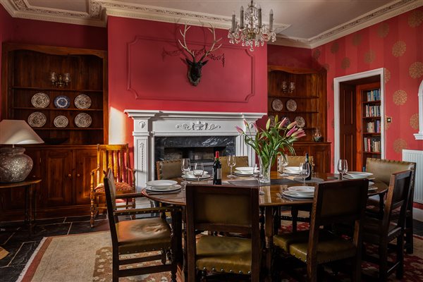 georgian house dining room