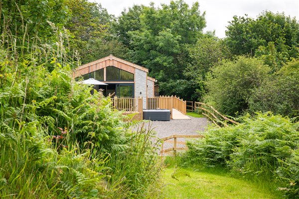 Pipistrelle Barn Exterior 