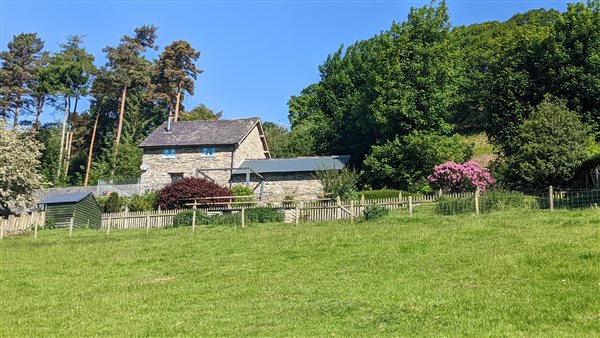 Granary Cottage at Nannerth Country Holidays