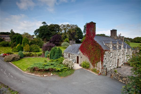 Grade 2 Listed Farmhouse accommodation