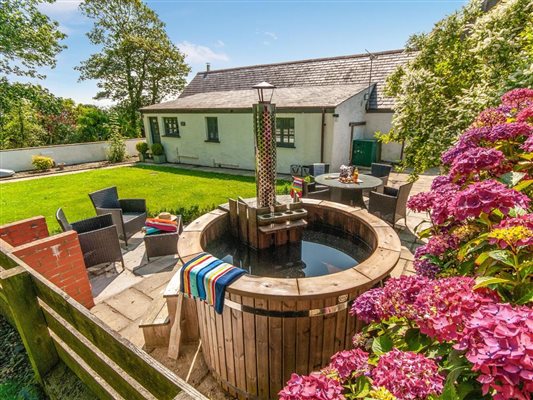 Wood fired hot-tub