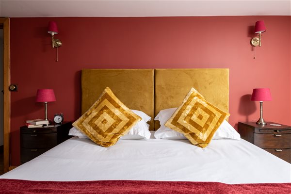 Superking bedroom