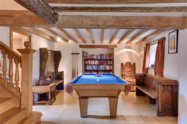pool table