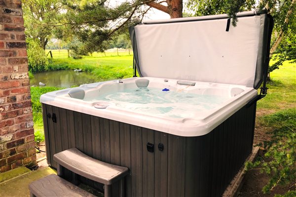The Big Barn Hot Tub
