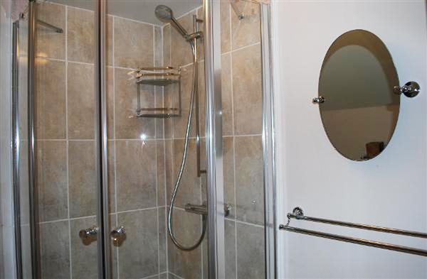 bathroom bathroom