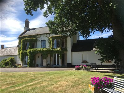 Benhall Farm Holidays B&B