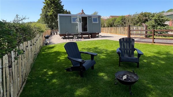 relaxing country getaway