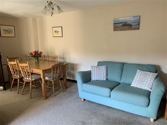 Lounge / dinner Lounge / dinner