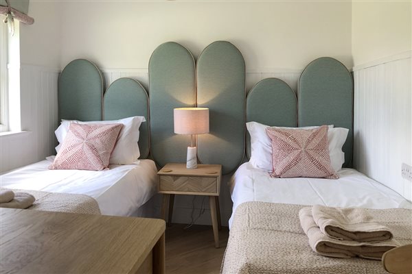 Skylark Lodge Designer headboard sponge fingers pierre frey