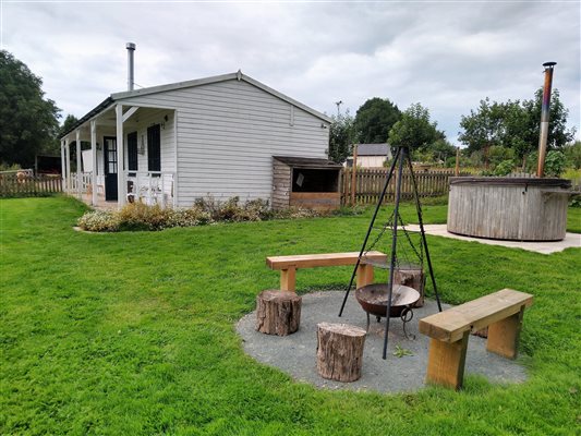 cabin somerset with hot tub