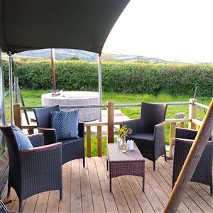 Middle Stone Farm Glamping