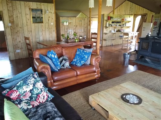 luxury safari tent glamping Middle Stone Farm