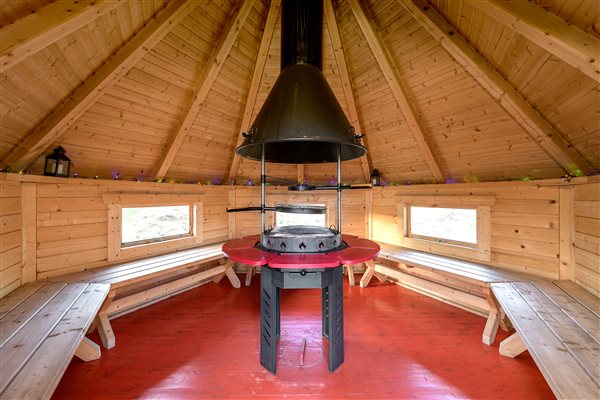 Inside the BBQ Hut