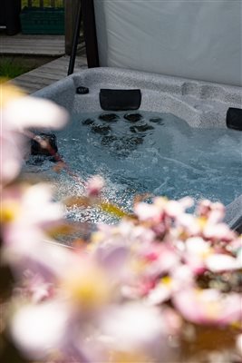 flowers and hot tubs