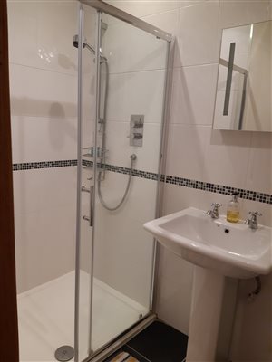 Twin room ensuite