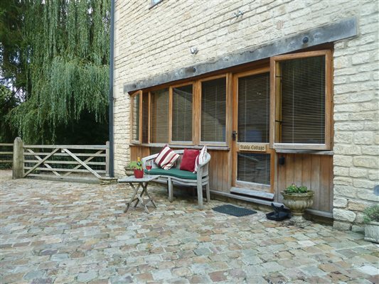 Stable Cottage entrance 