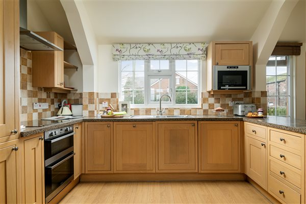 The Country Lodge - Kitchen