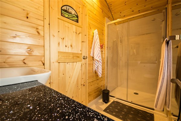 glamping pod ensuite shower