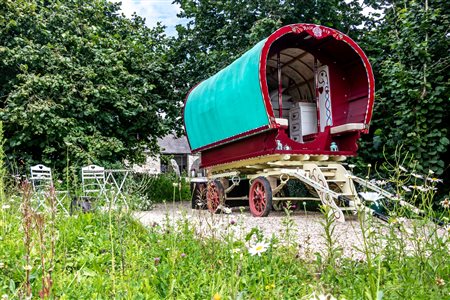 Rosehip Gypsy Caravan @ Hoe Grange Holidays