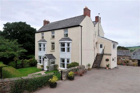 Dryslade Farm  B&B