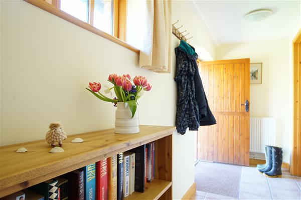 Hall Way - Badger Cottage - New Forest Holiday Cottages