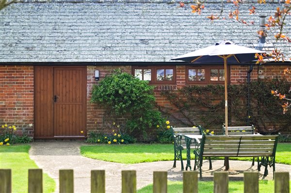 Fallow Cottage at Hucklesbrook Farm