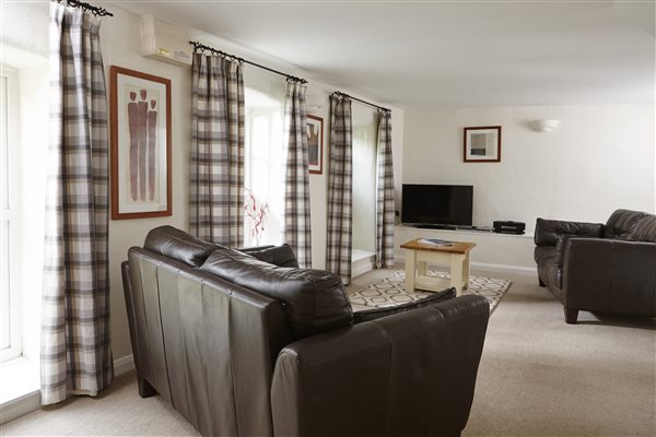 Arch - Living area