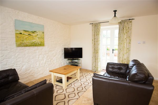 Kester - Living area