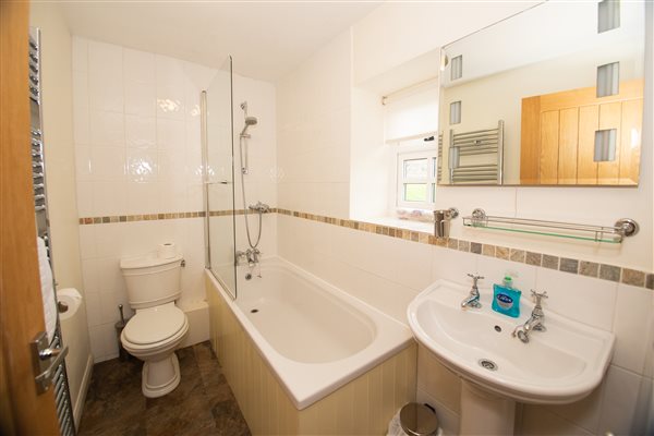 Kester - Family bathroom