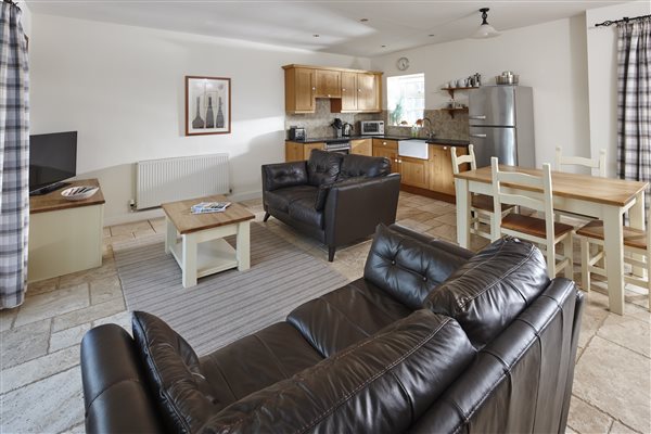 Redlake - Open plan living
