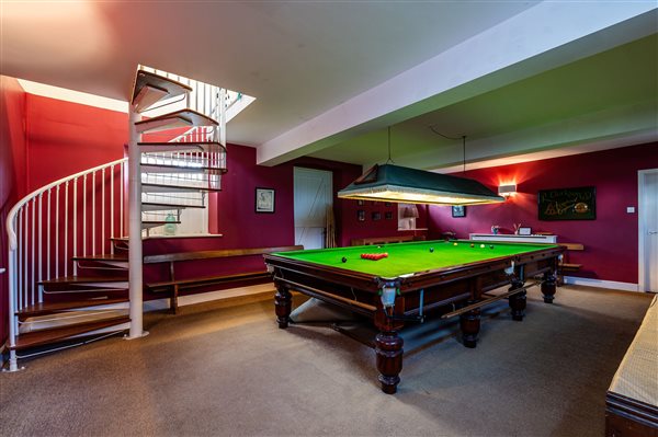 Snooker Room