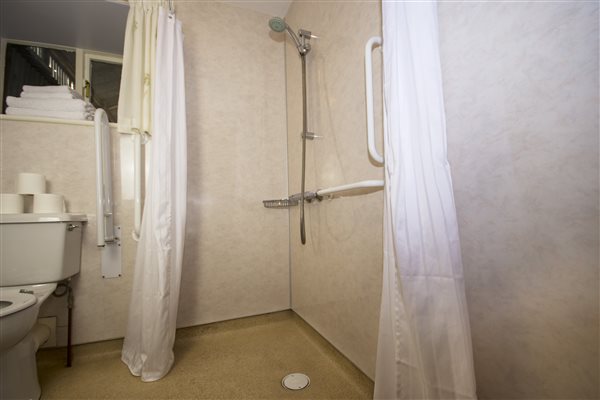 Disable access shower in twin ground floor room