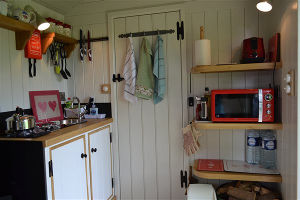 Shepherds Hut Kitchenette
