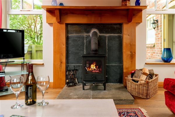Cosy woodburning stove in Forge cottage