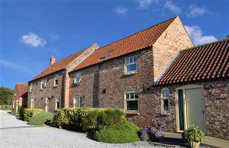 Broadgate Farm Cottages