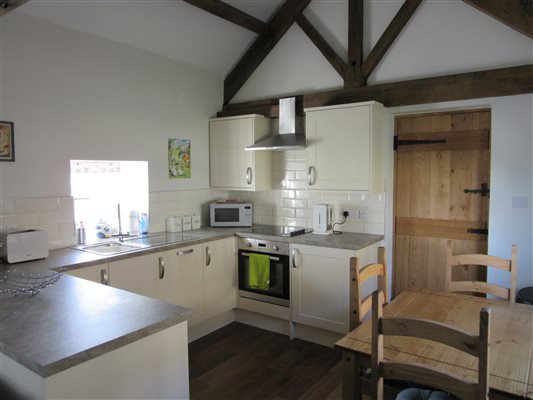 Otter Cottage fully equipped kitchen