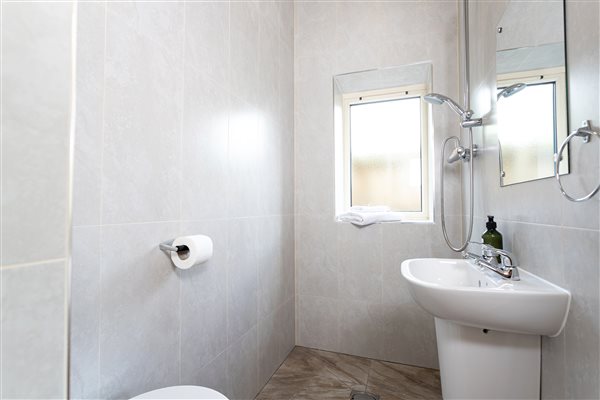 En-suite shower room