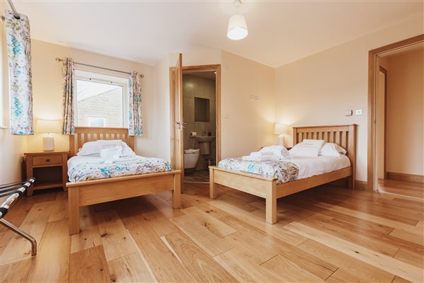 TWIN BEDROOM RIBBLE VALLEY 