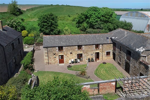 Trendrean Farm Barns
