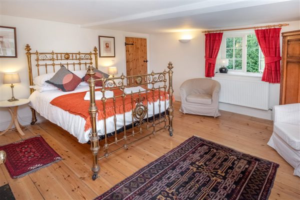 Ground floor ensuite