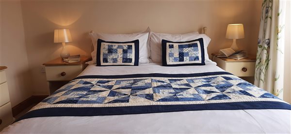 Chy-an-Oula double bedroom