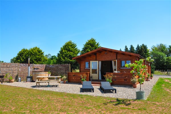 Thistledome Lodge luxury log cabin